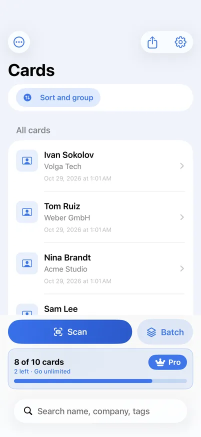 Card list showing saved cards, Scan and Batch buttons and the 8 of 10 free cards counter